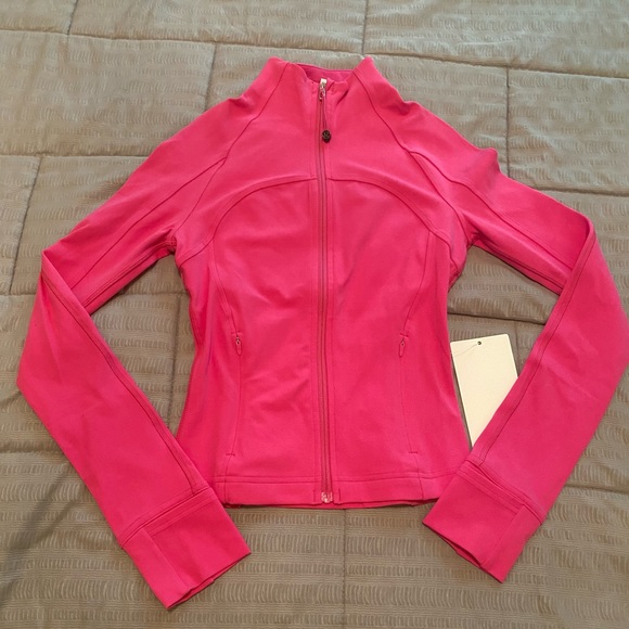 Lululemon Nulu Cropped Define Jacket - Picture 6 of 7